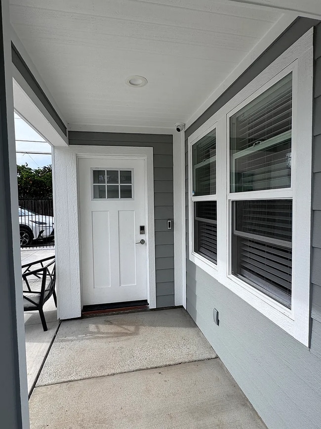 Photo - 5511 San Francisco Blvd Unidad C 5511 San Francisco Blvd