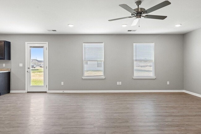 Photo - 8001 Driftwood Lp