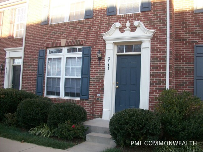 3 Bed / 2.5 Bath Townhouse (Available 2/24... - 3 Bed / 2.5 Bath Townhouse (Available 2/24...