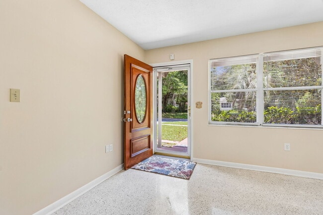 Photo - 2406 Husson Ave