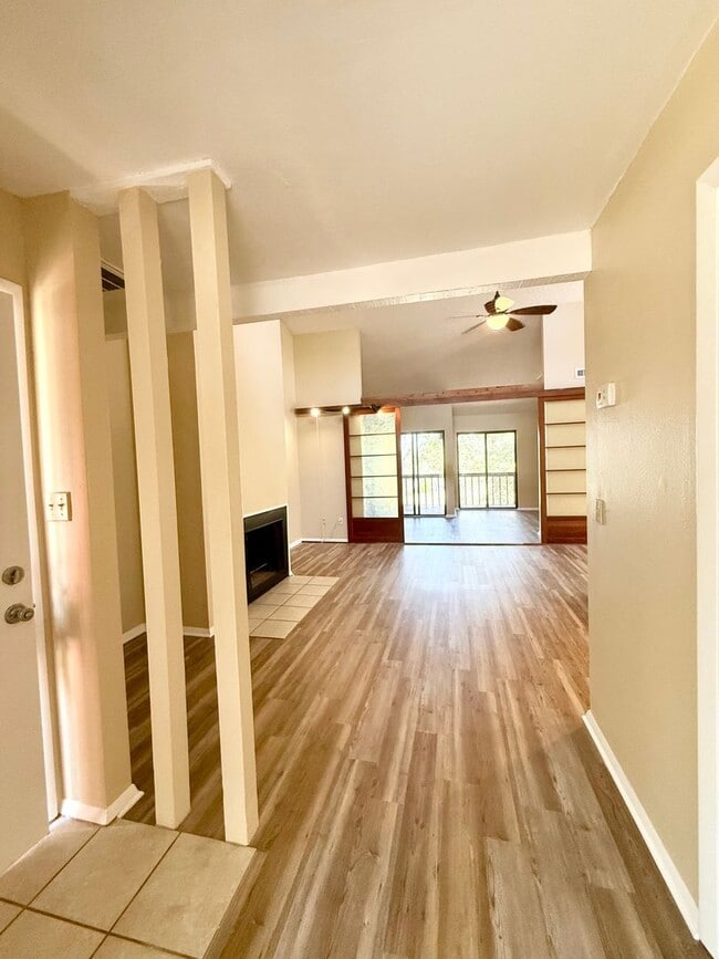 Photo - Remodeled!! Close to Shopping, VA Hospital and Hilaman Golf Course!