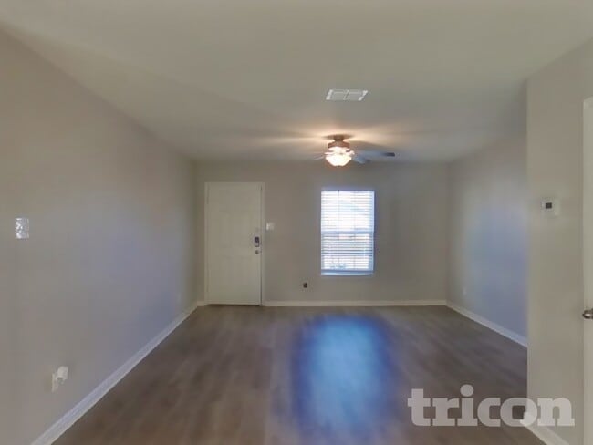 Photo - 11826 Davalos Ln