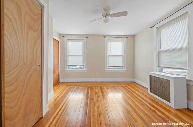 Photo - 63 Moran St Unit 1