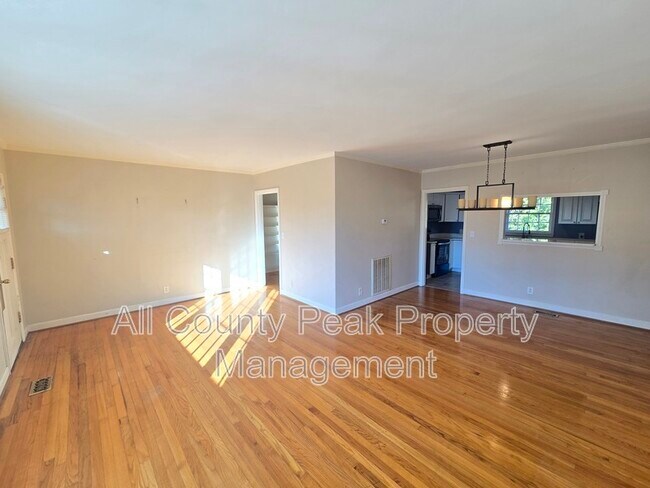 Photo - 3409 Alta Vista Dr