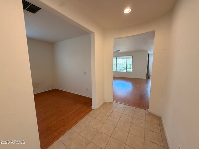 Photo - 25549 N 104th Dr