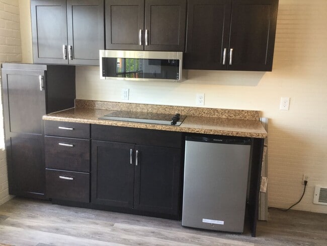 Photo - Charming Downtown Everett Studio Unit #302