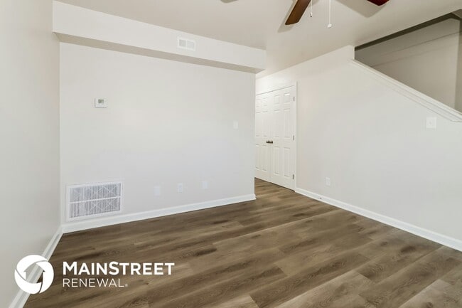 Photo - 2906 Montgomery St