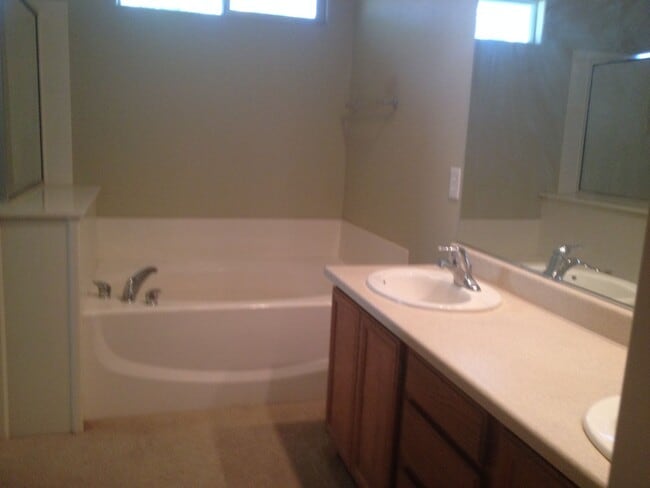 Photo - 3 Bed/2.5 bath. All Tile Downstairs. Open ...