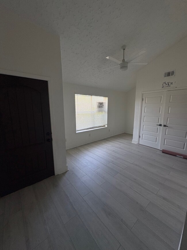 Photo - 3723 Westmeadow Dr