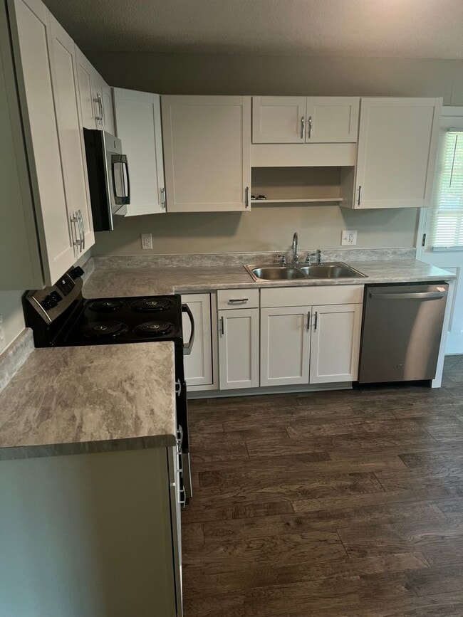 Photo - 2413 Shawnee Dr