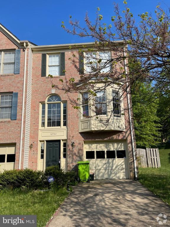 Building Photo - 12761 Bombay Way Rental