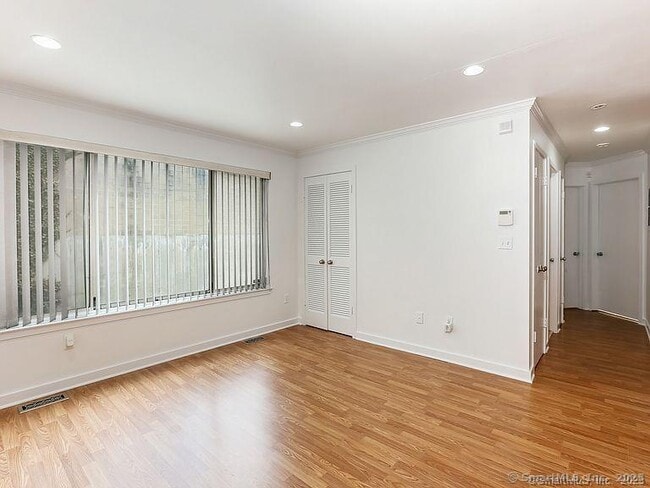 Photo - 33 Pleasant St Unit 13
