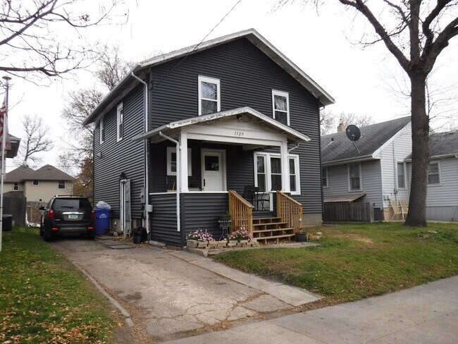 Photo - 1129 9th St N