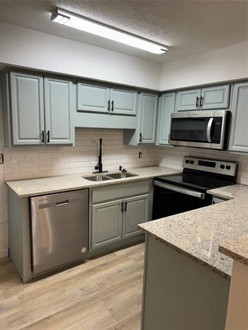Photo - 5212 Fleetwood Oaks Ave Unidad 102