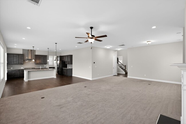 Photo - 3745 Crestland Ln