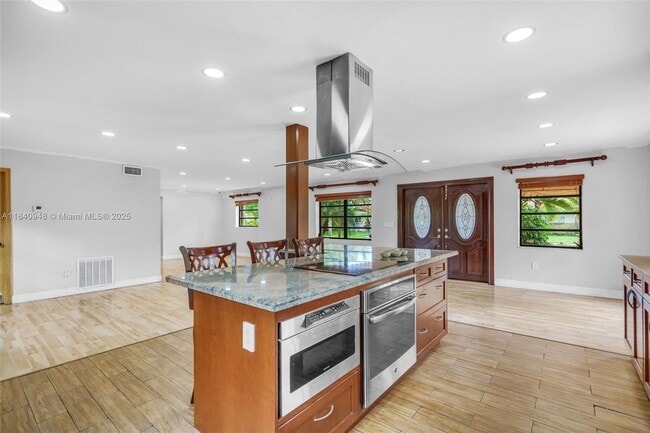 Photo - 12845 SW 49th Terrace