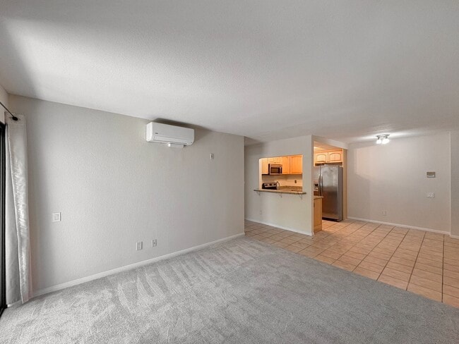 Photo - SD: Comfortable 2BD/2BA Condo in Golden Hill with A/C, Reserved Parking & In-Unit Laundry Unit 50
