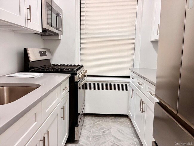 Photo - 2685 Creston Ave Unit 1B