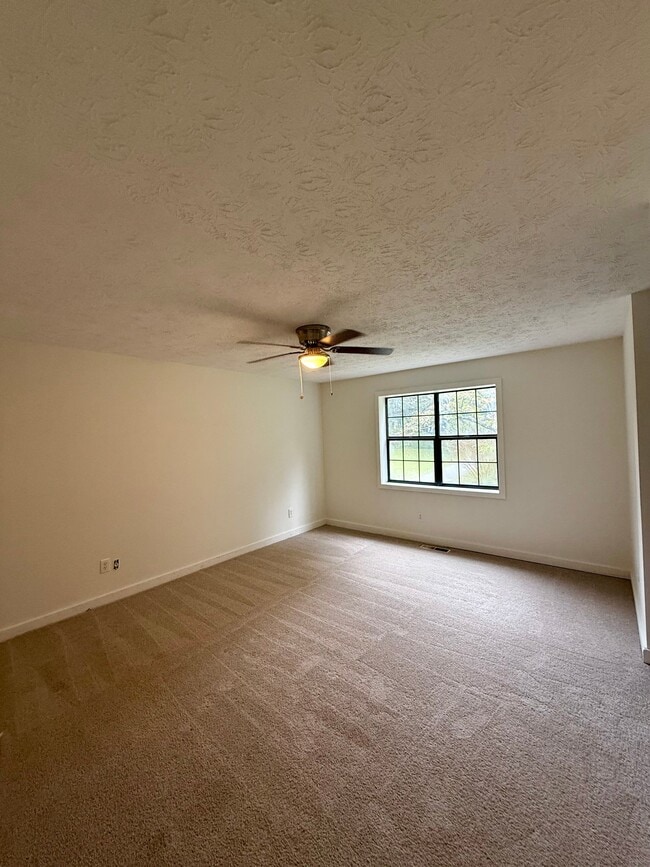 Photo - 108 Allen Rd