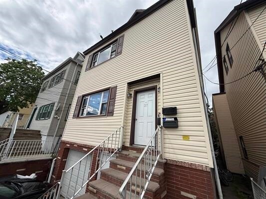 Photo - 37 E 49th St Unidad 3