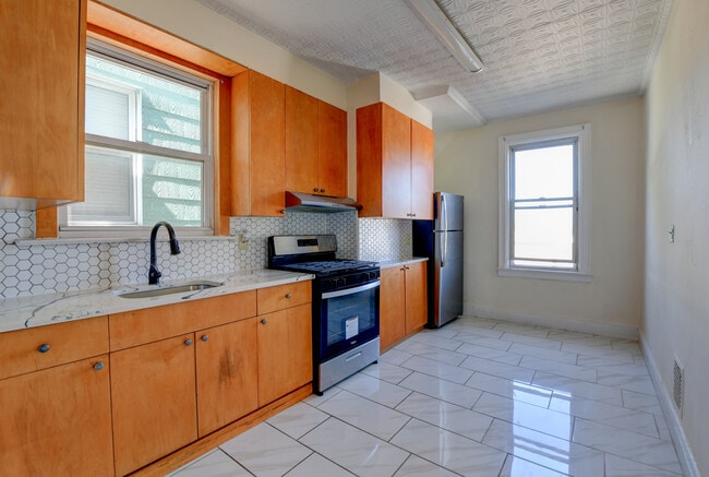 667 Liberty Ave Unidad 1