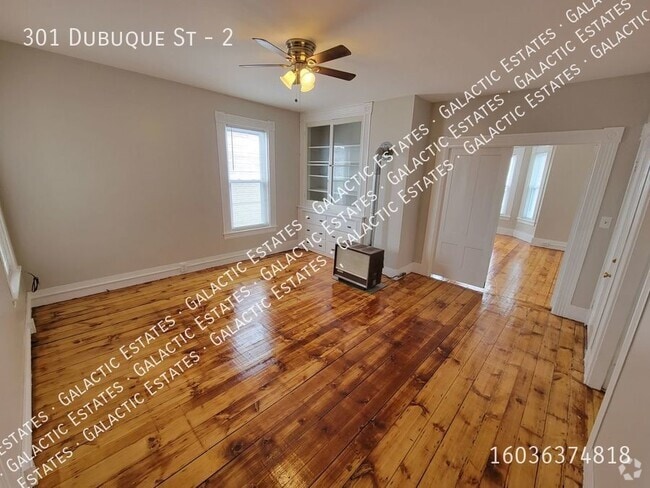 Building Photo - 301 Dubuque St Unit 2 Rental
