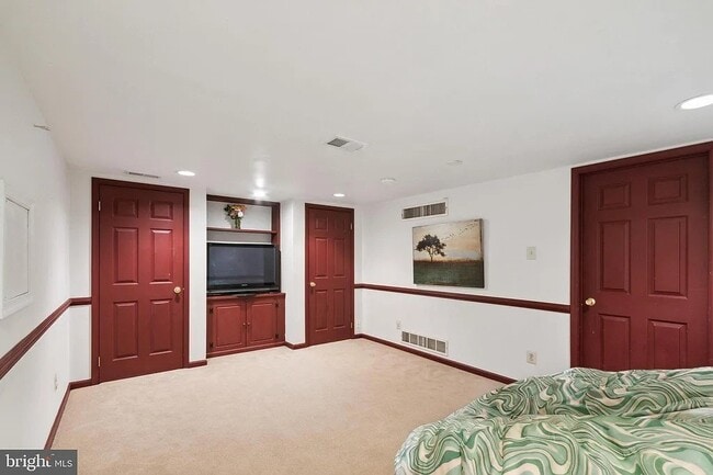 Photo - 202 Tinker Dr