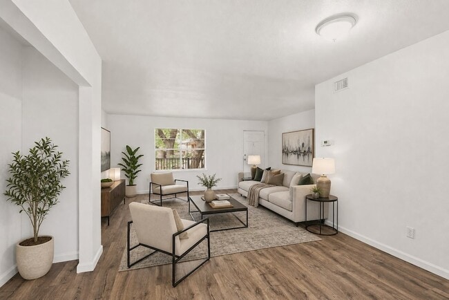 7931 Royal Ln Unit 215G