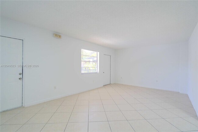 Photo - 3265 Virginia St Unit 15