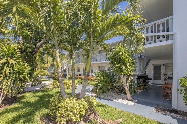 Photo - 212 N K St Lake Worth, FL 33460