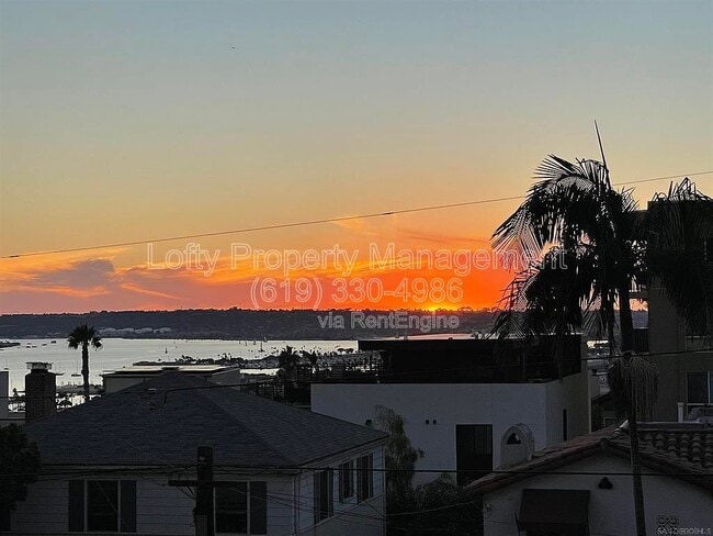 Photo - 230 W Laurel St Unit 301