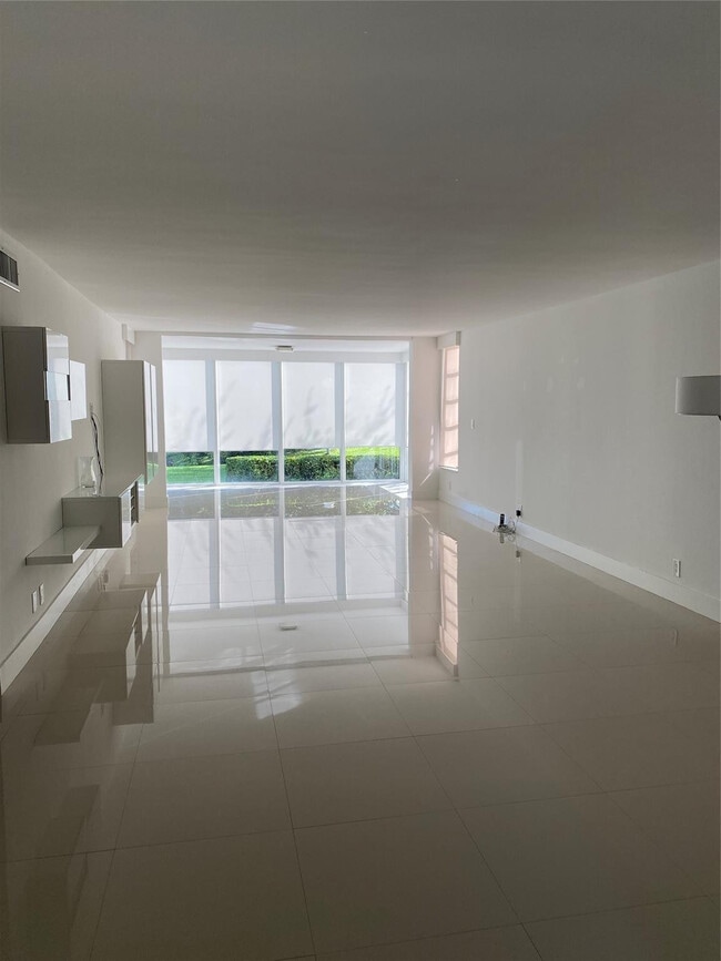 Photo - 4280 Oaks Terrace Unit 102