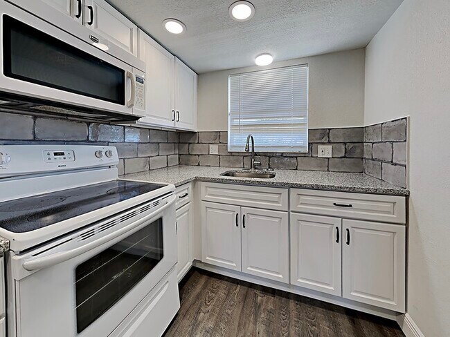 Photo - 5725 12th Ave N Unit 304D