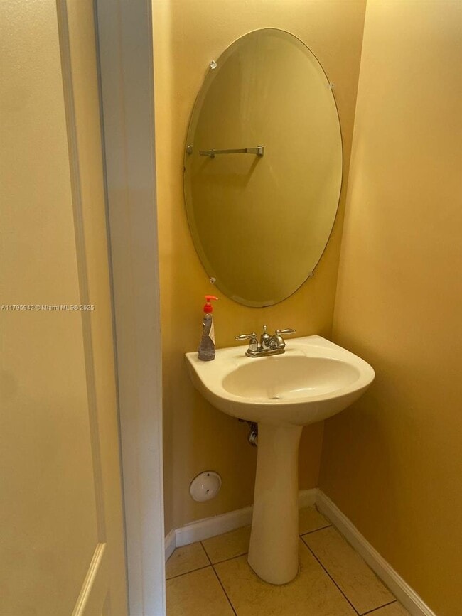 Photo - 2832 SW 81st Ave