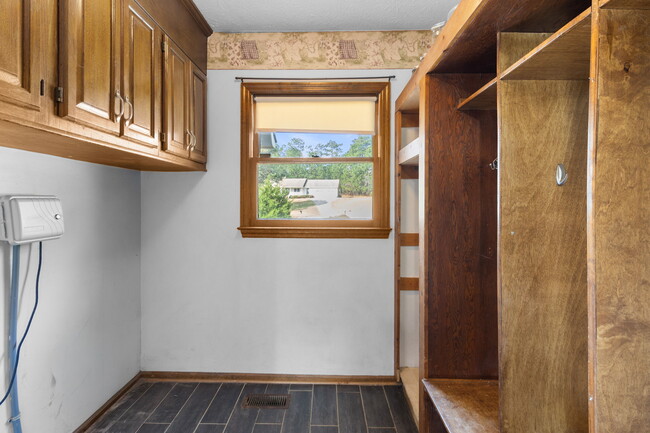 Photo - 7666 Wilkins Dr