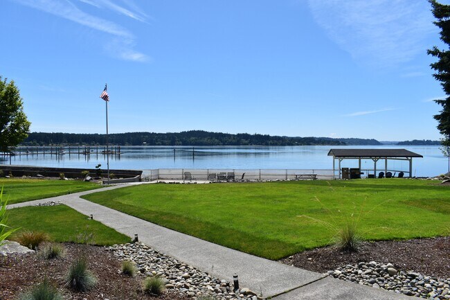 Silverdale Shores