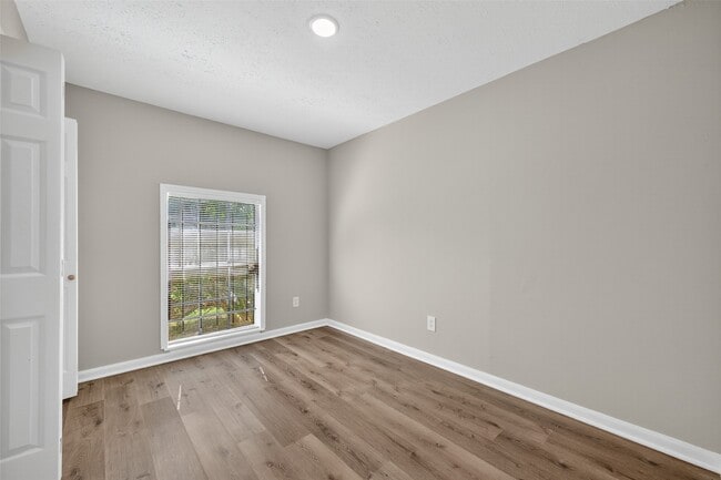 Building Photo - 5243 Wickview Ln