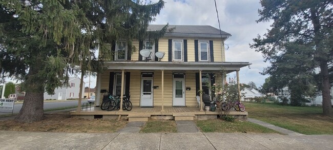 Building Photo - 156 N Harrison St Unit 2nd Floor Rental