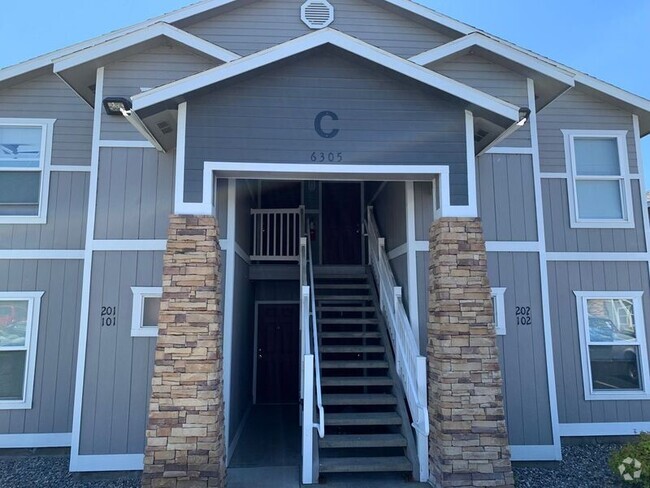 Building Photo - 6305 Chapel Hill Blvd Unit C202 Rental