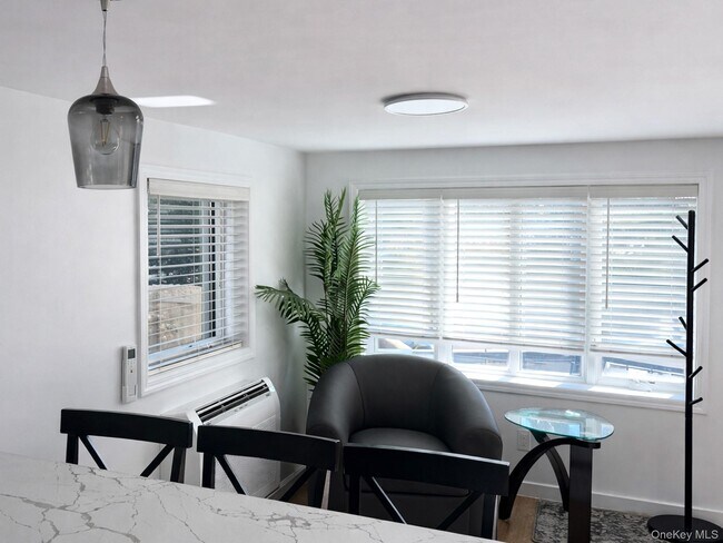 Photo - 63 Lake Trail