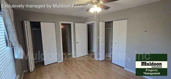 Photo - 220 S Caddoa Dr
