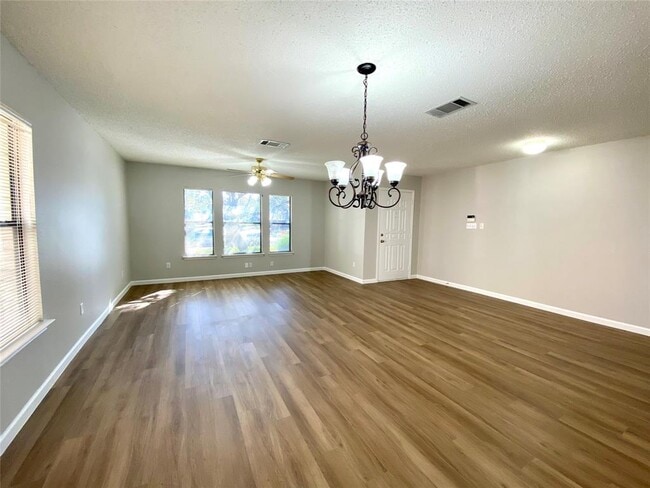 Photo - 2101 Jasper Ln