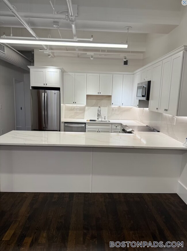 Photo - 190 High St Unit 5