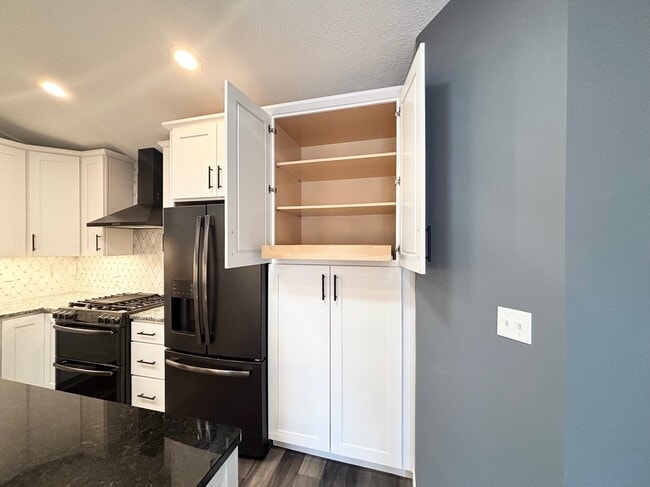 Photo - 8764 Coffman Path