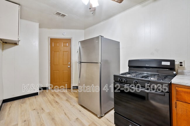 Photo - 441-443-445 Library St Unit 1