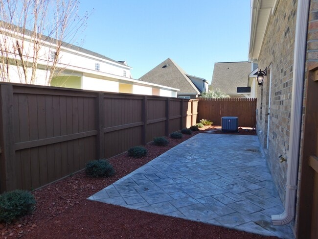 Photo - 1617 Pickford Ln