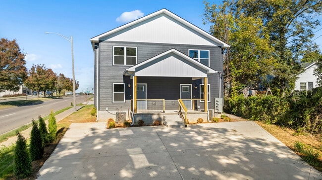 Building Photo - 2606 Jefferson Ave Unit 1