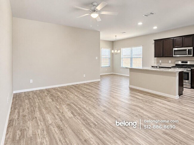 3057 Blantyre Bnd