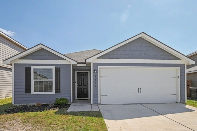 Building Photo - 3 Bed / 2 Bath in Luckey Ranch – Hardwood Floors + Fridge, W/D Included