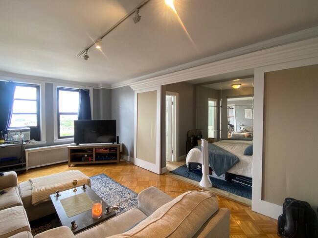 Photo - 2000 N Lincoln Park W Unit 1007